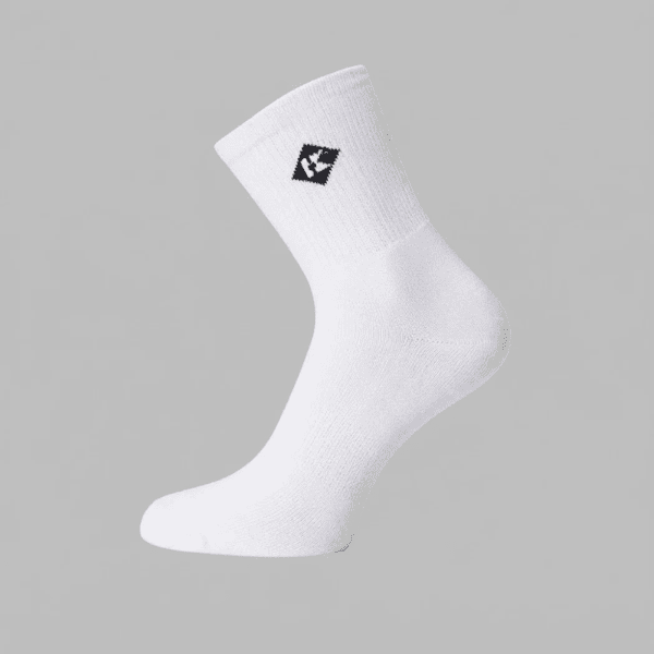 Kumpoo KSO-780 badminton shoes designed for comfort, stability, and reliable grip on indoor courts, ideal for badminton training and competitive play.