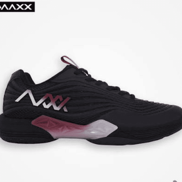 MAXX Vela 3 black badminton shoes designed for indoor court performance and stability.