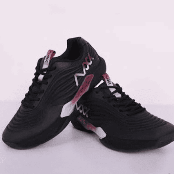 MAXX Vela 3 black badminton shoes designed for indoor court performance and stability.