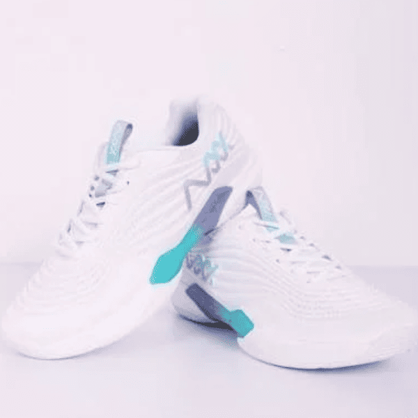 MAXX Vela 3 white badminton shoes designed for indoor court performance, comfort, and stability