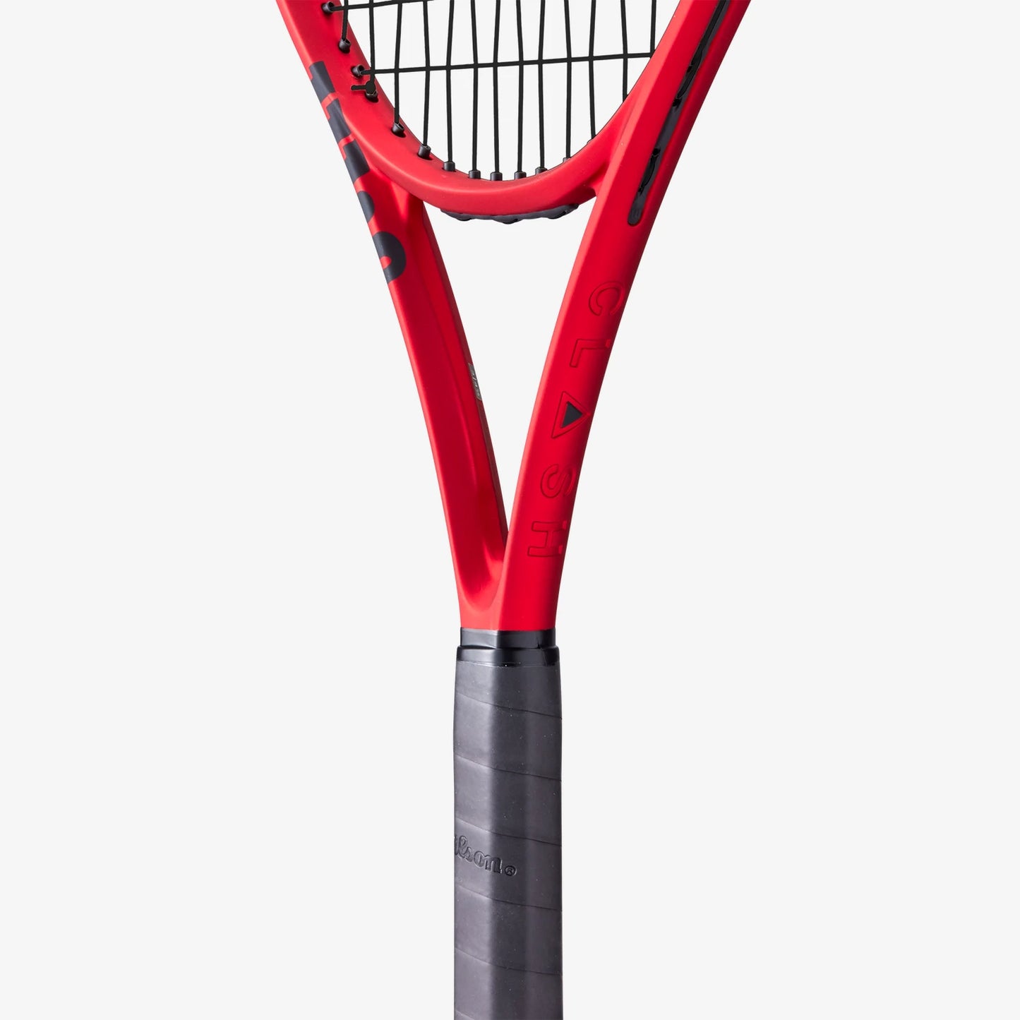Wilson Clash 100 Pro V2 Tennis Racket